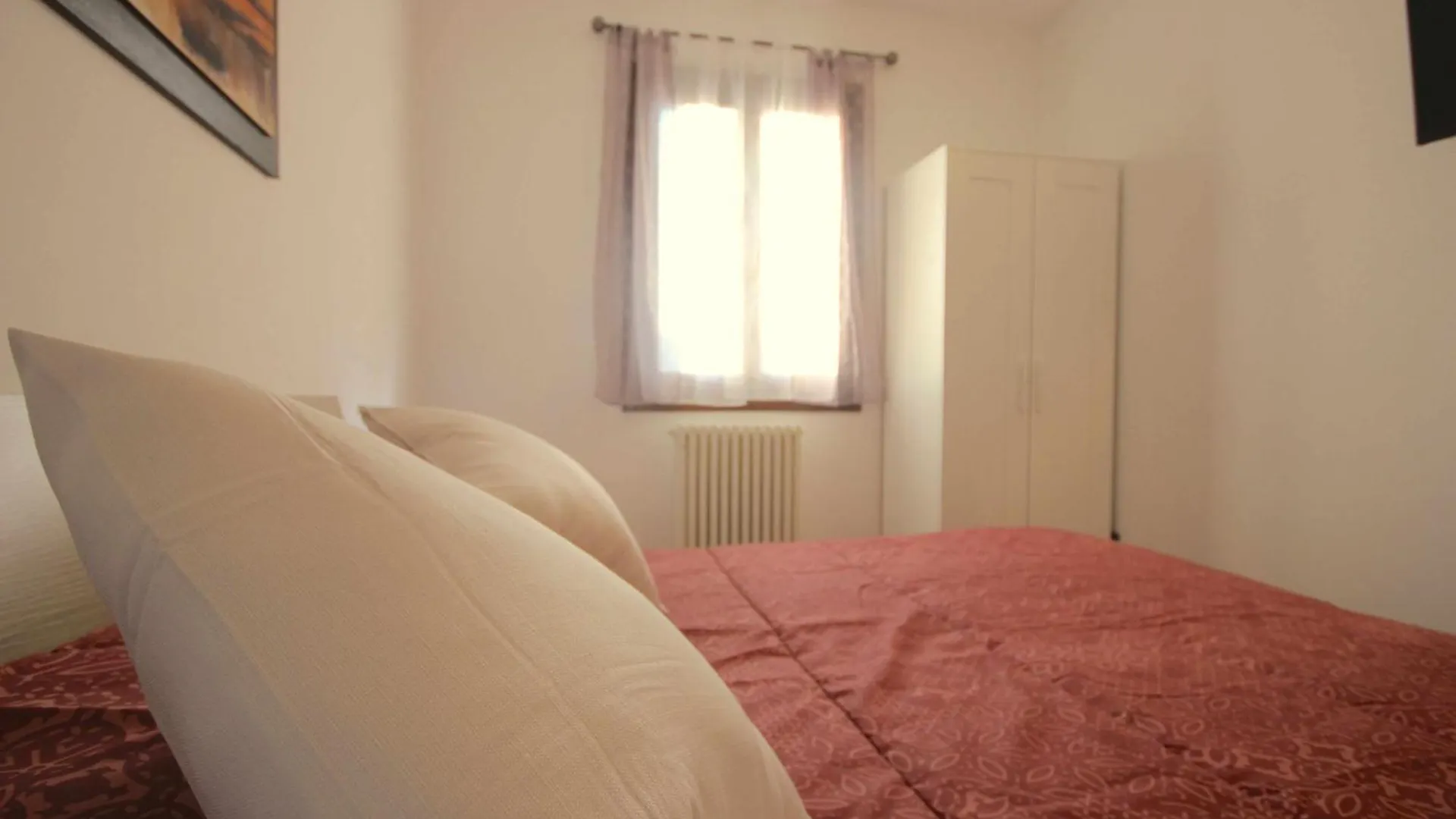 Case Vr Holiday Simba Verona 0*,  Italy